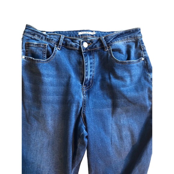 LUXE MODA Chic Embellished Denim Jeans Straight Size‎ 10 Beads Feather Med Wash - Picture 2 of 10